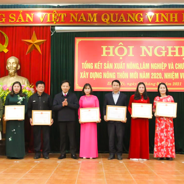 Ntea Thái Nguyên đón nhận giấy khen của ủy ban nhân dân huyện Đồng Hỷ